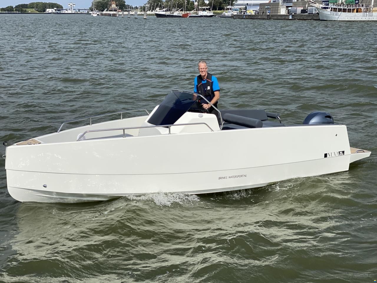 NUVA Yachts M6 Open