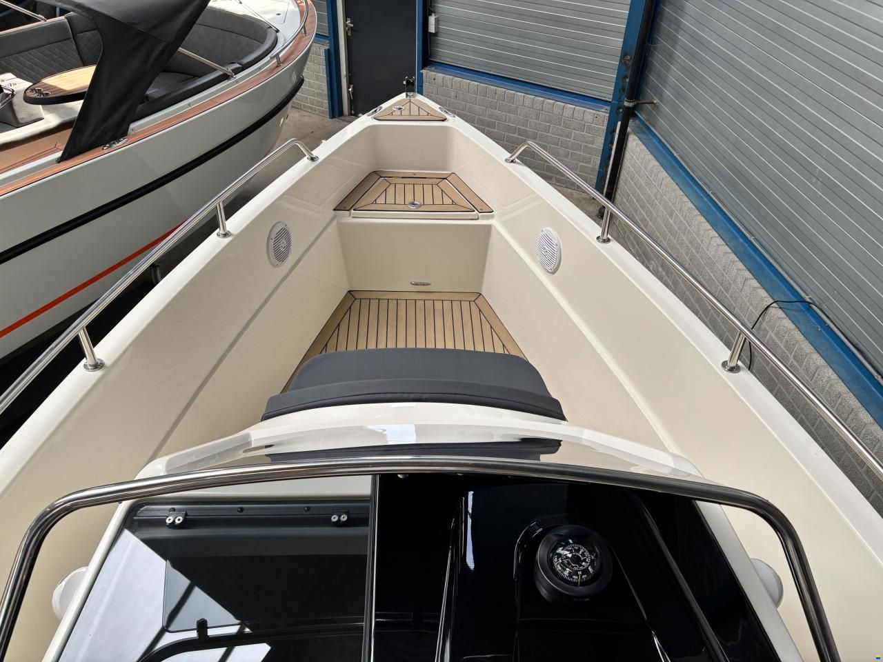 NUVA M6 Open