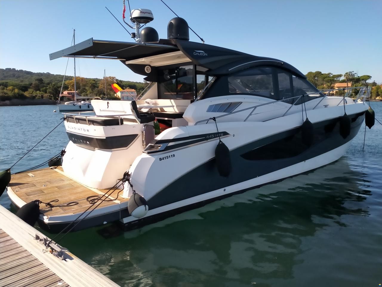 Galeon 445 HTS