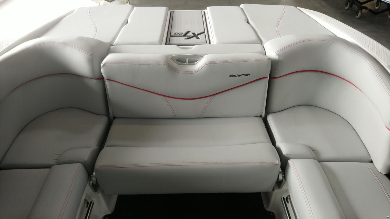 MasterCraft XT20