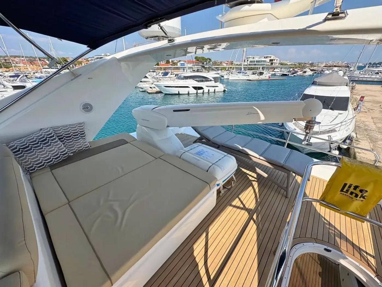 Princess 21M