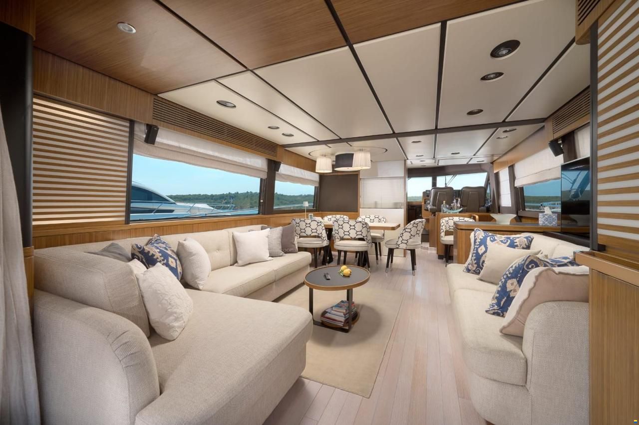 Azimut Magellano 66