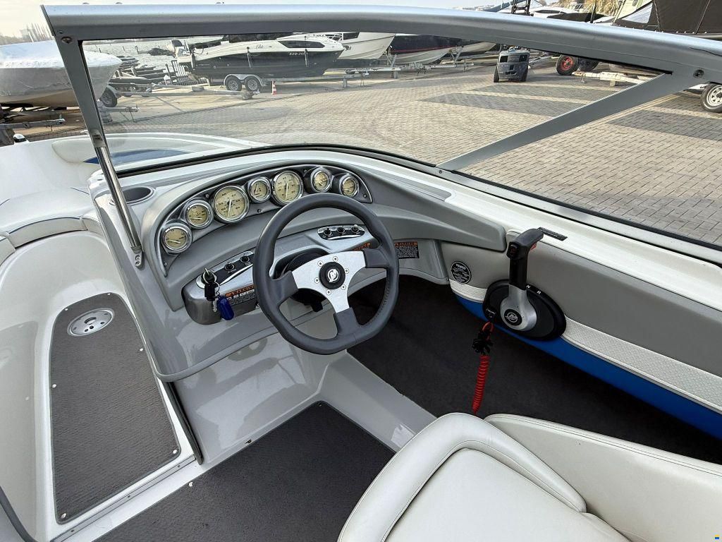 Bayliner 225 Bowrider