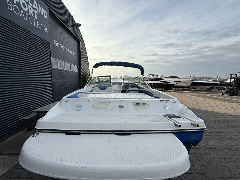 Bayliner 225 Bowrider