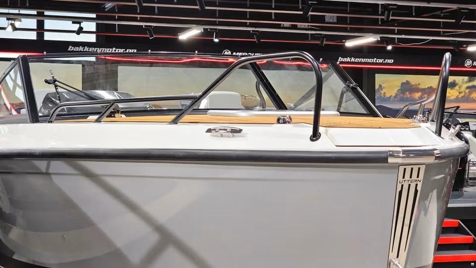 Uttern D59 Premium Exclusive DeLuxe Line