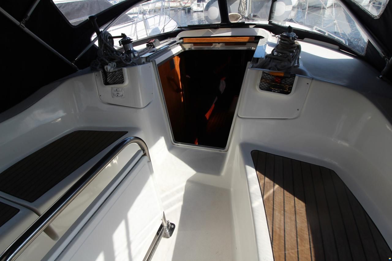 Legend 36