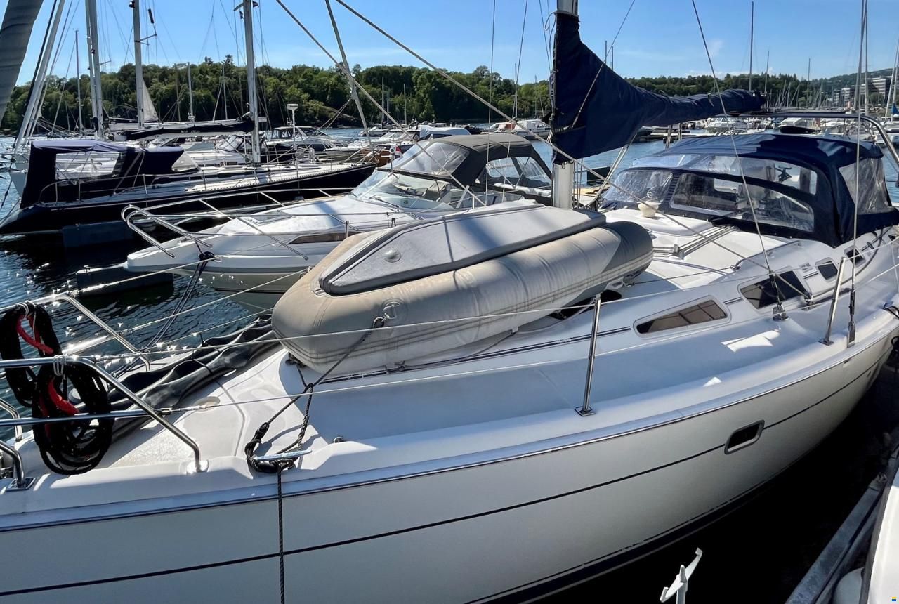 Legend 36