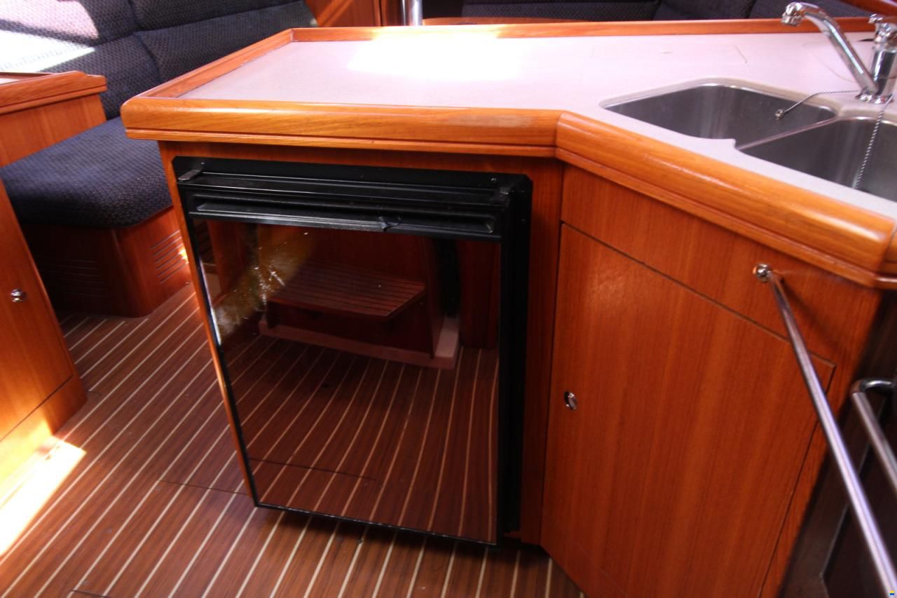 Legend 36