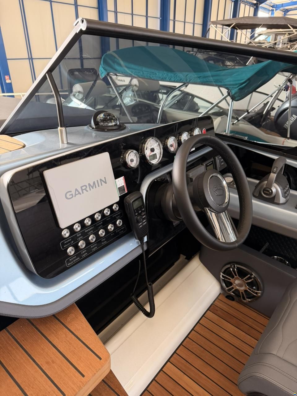 Cranchi E26