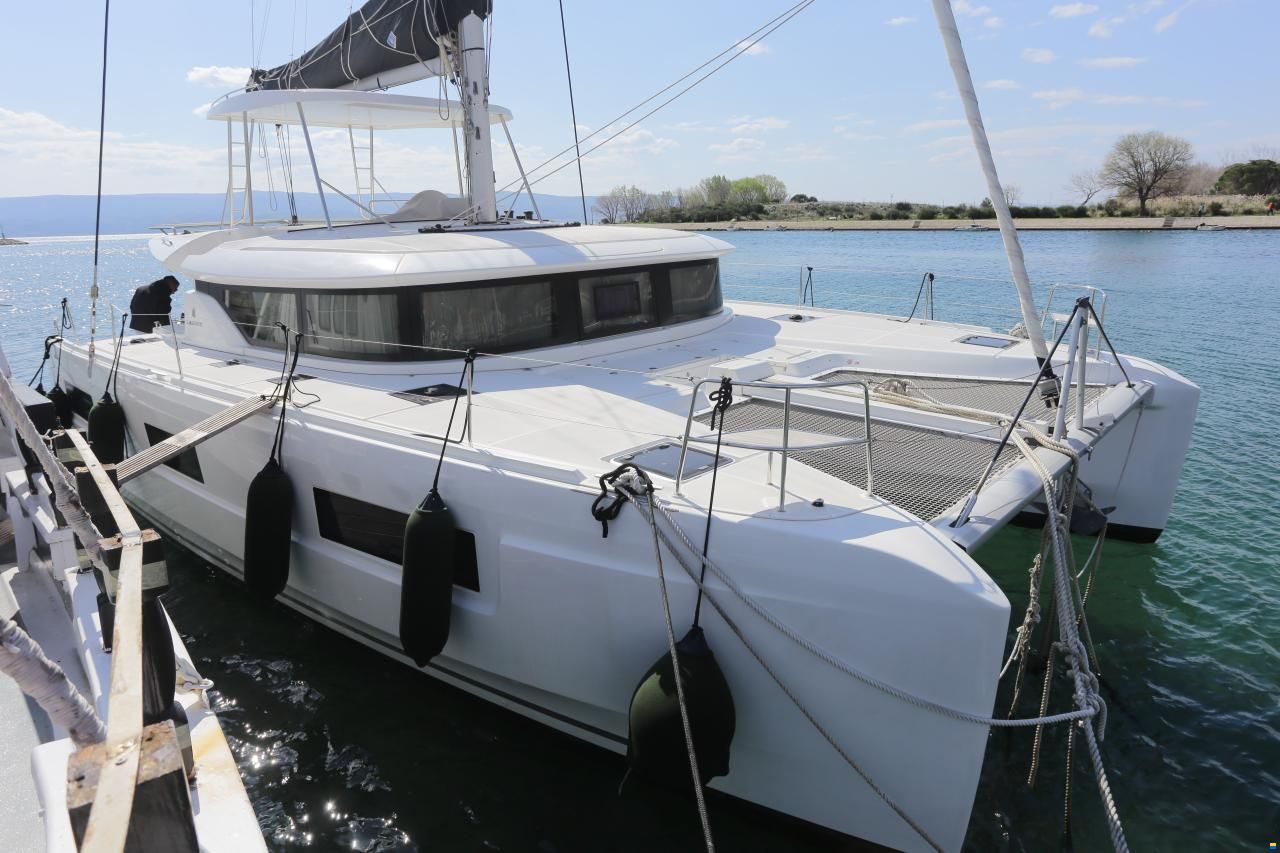 Lagoon 46