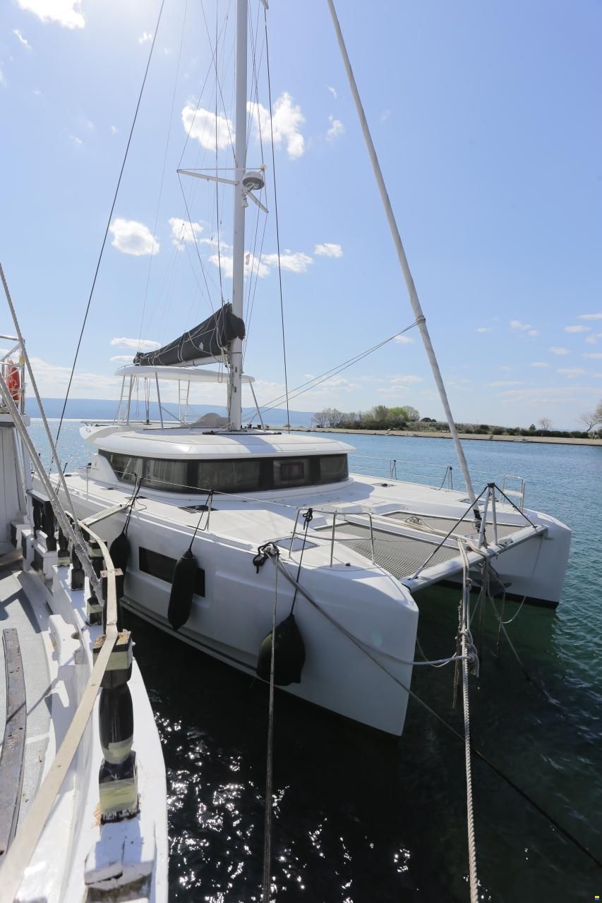 Lagoon 46