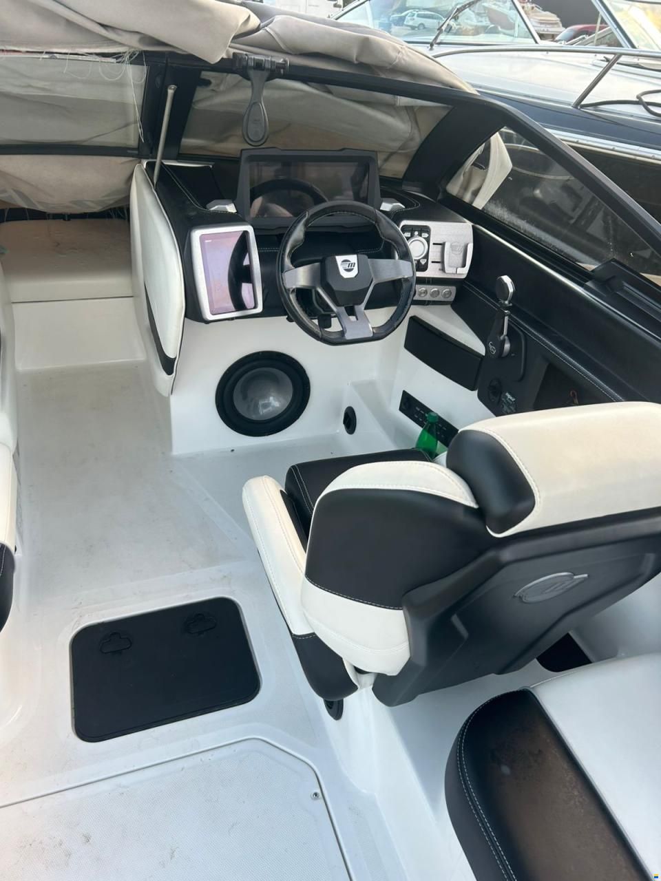 Malibu 22 LSV