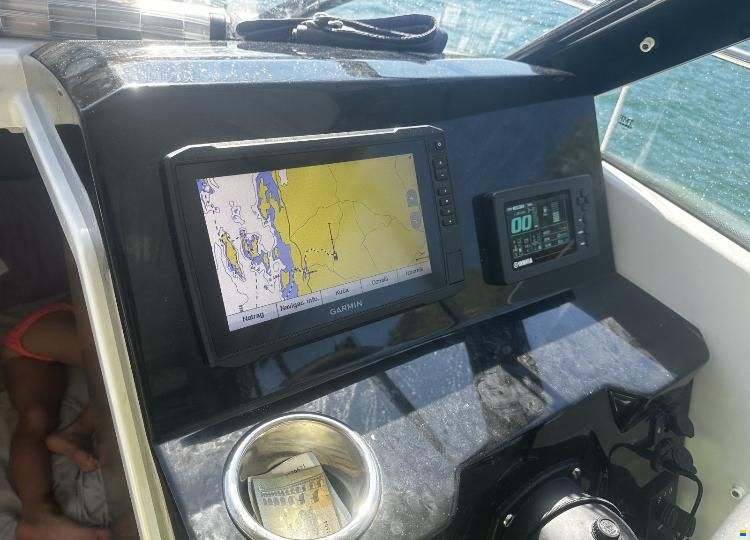 Jeanneau MERRY FISHER 695