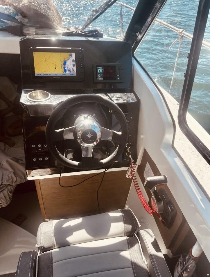 Jeanneau MERRY FISHER 695