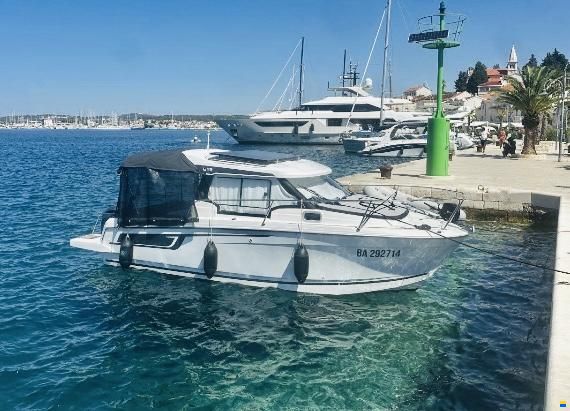 Jeanneau MERRY FISHER 695