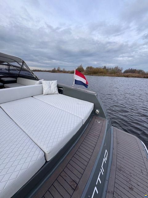 VanDutch 40