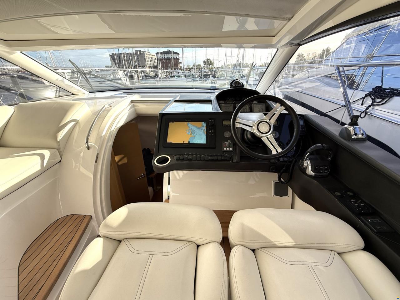 Princess V39