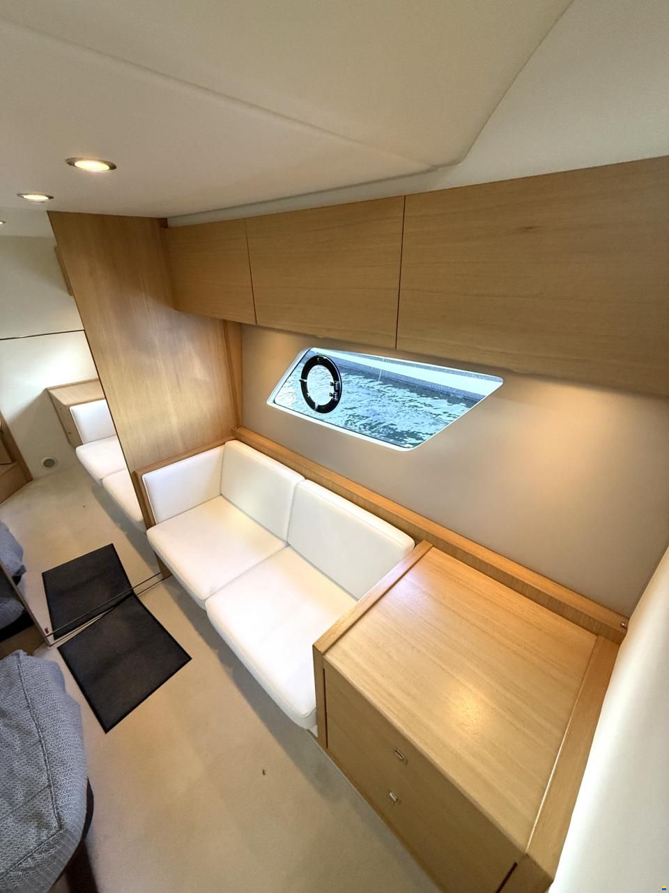Princess V39