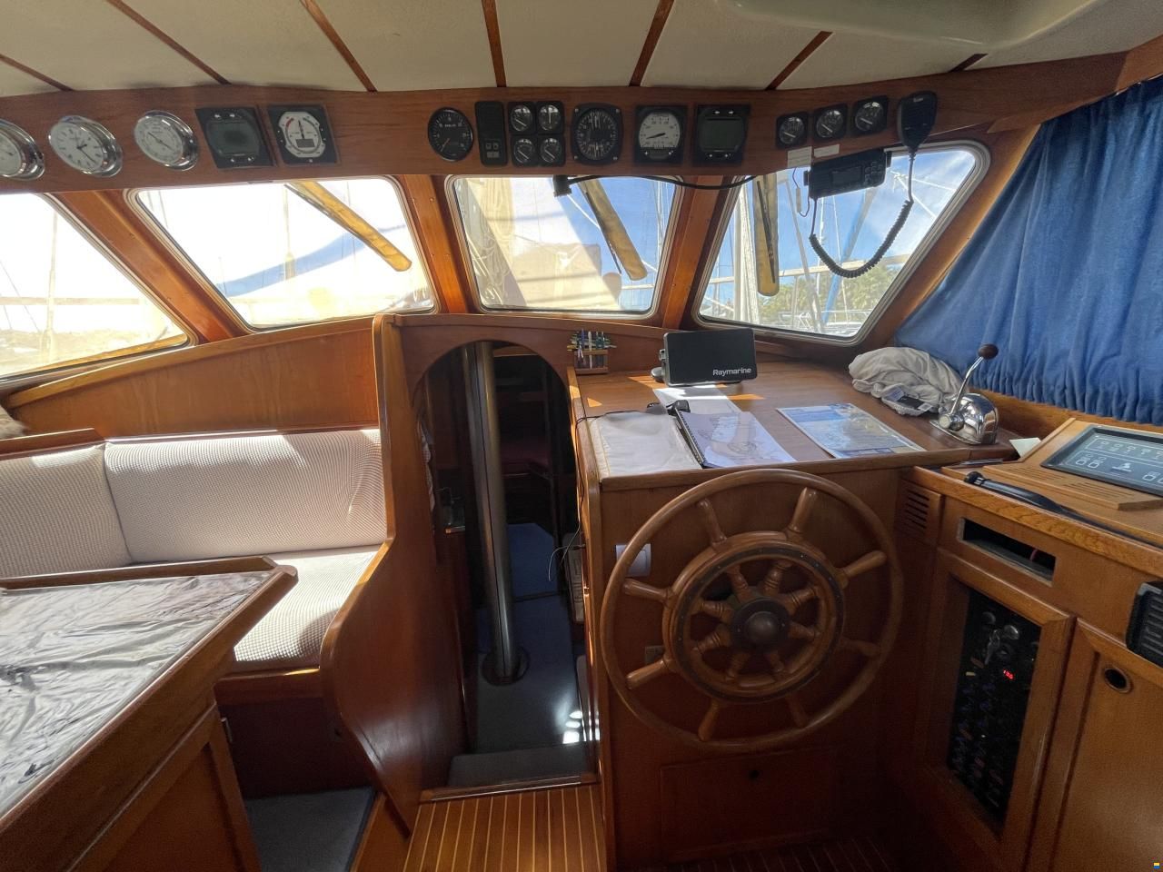 Nauticat 43