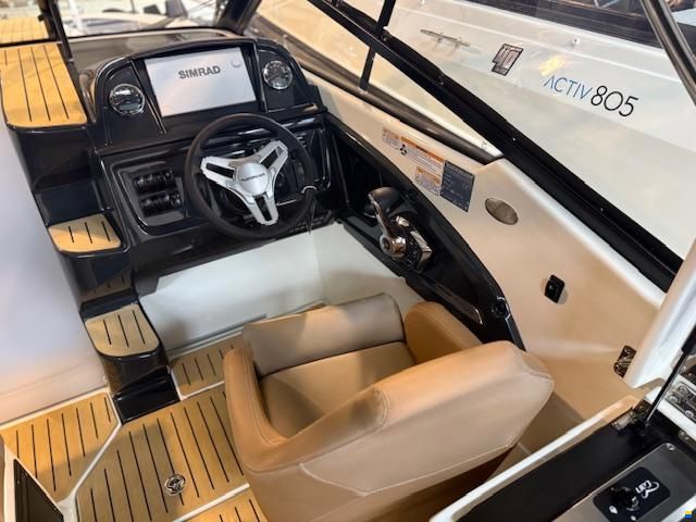 Quicksilver Activ 755 Cruiser mit 250PS