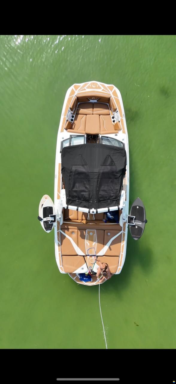 Centurion Nv213 2025