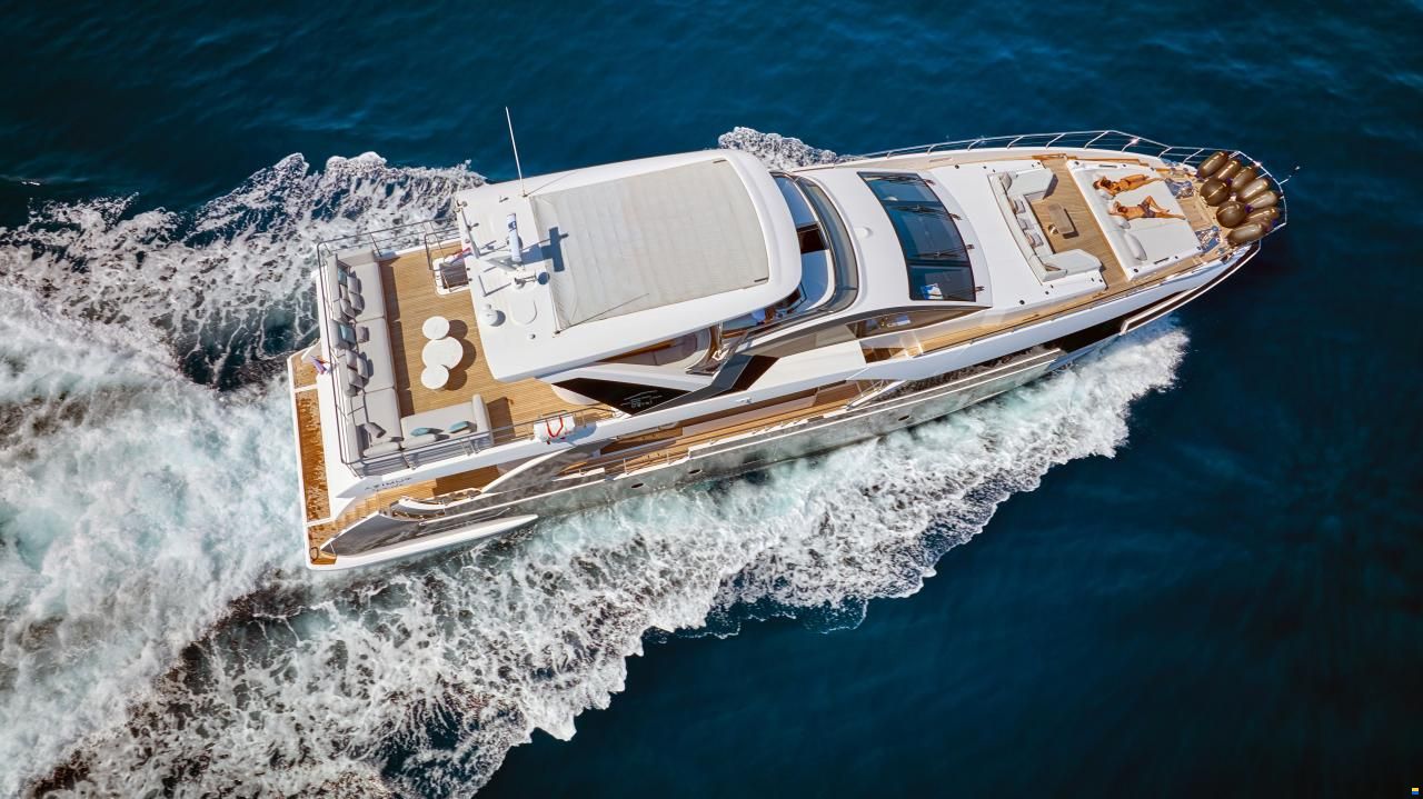 Azimut Grande 27M