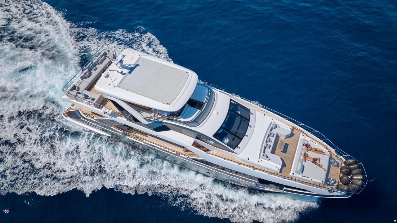 Azimut Grande 27M