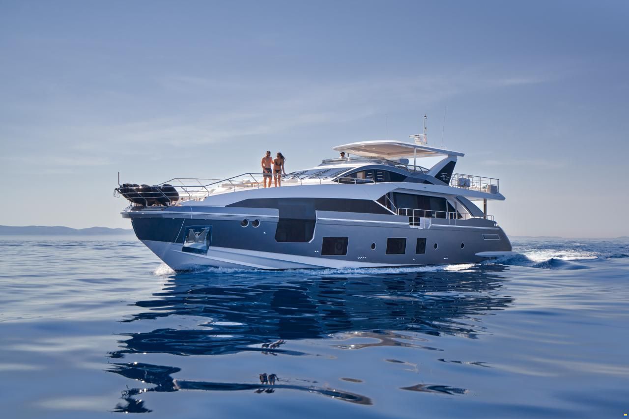 Azimut Grande 27M