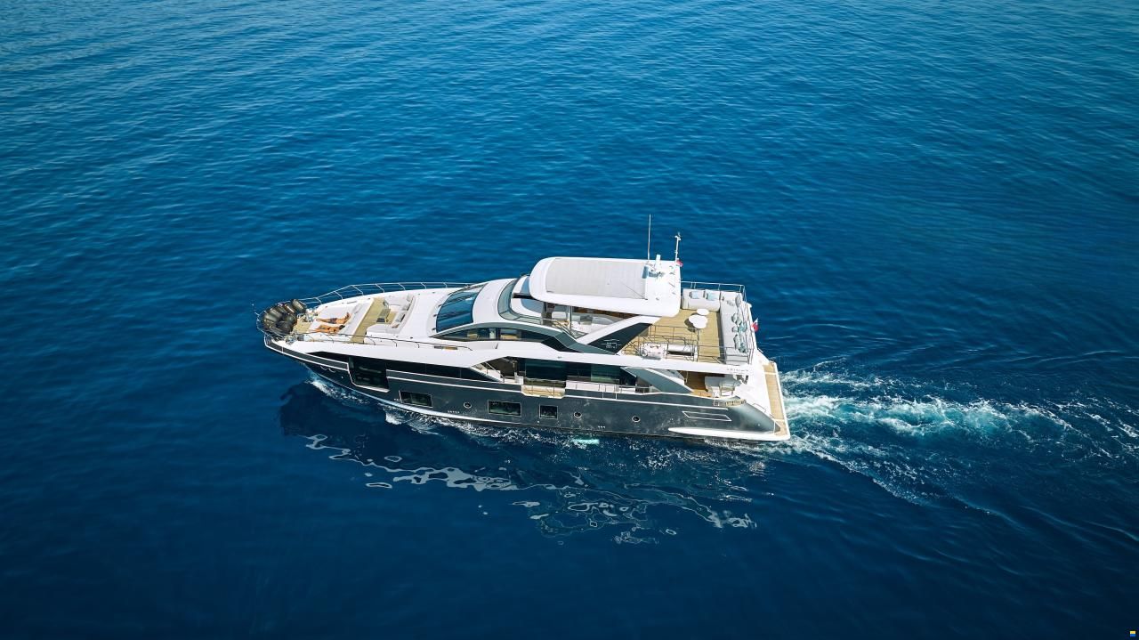 Azimut Grande 27M