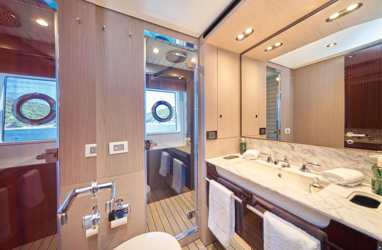 Azimut Grande 27M