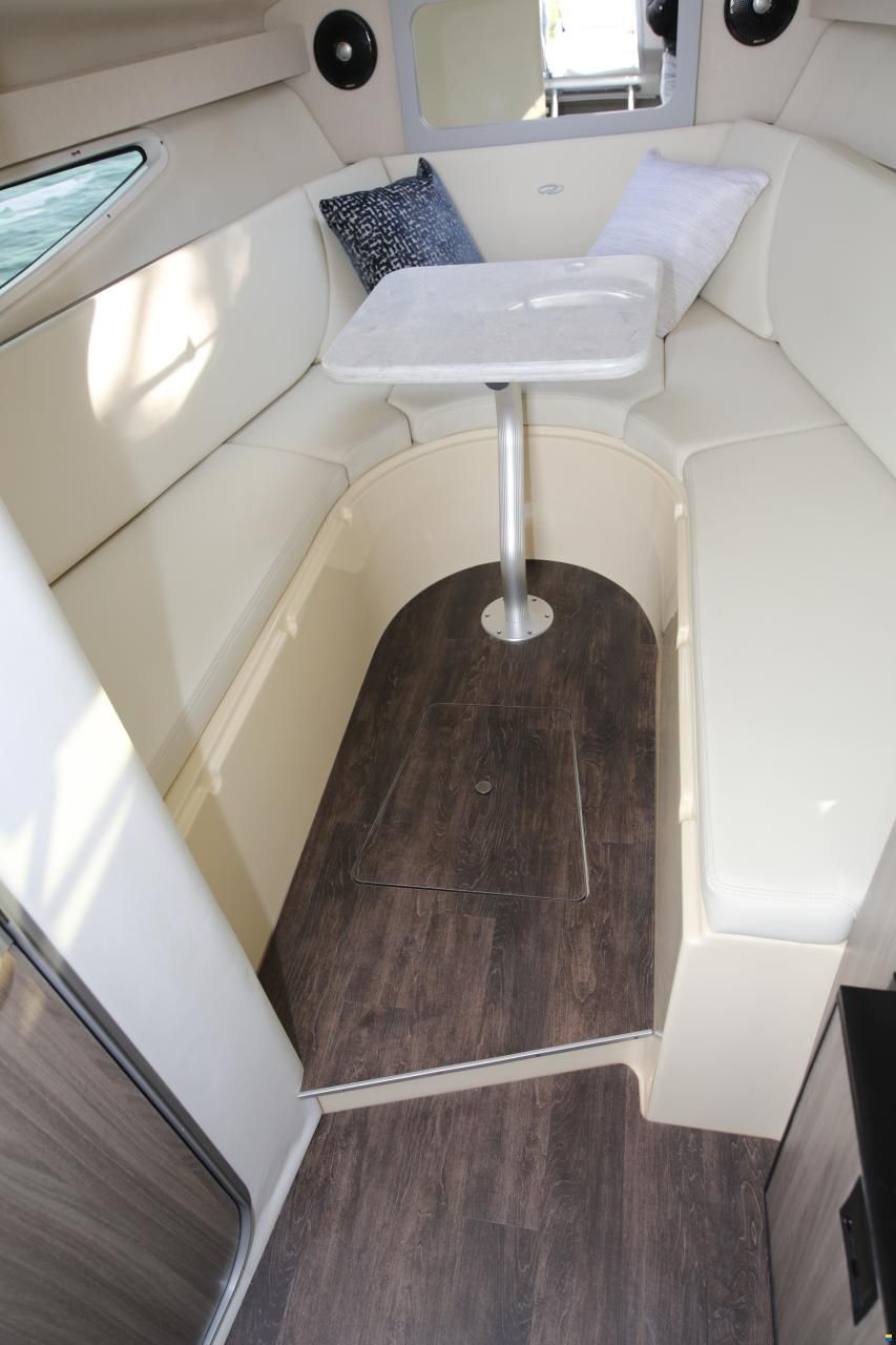 Regal 28 Express Hensa Edition