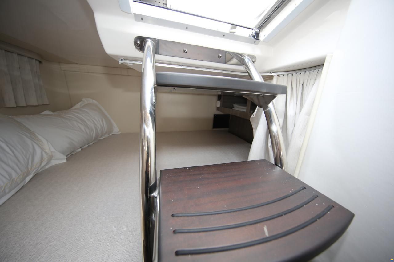 Regal 28 Express Hensa Edition