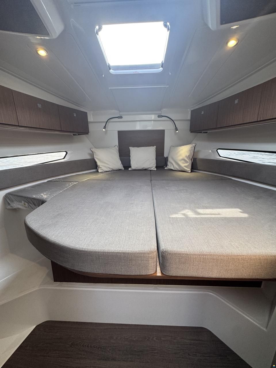 Beneteau Antares 9 OB