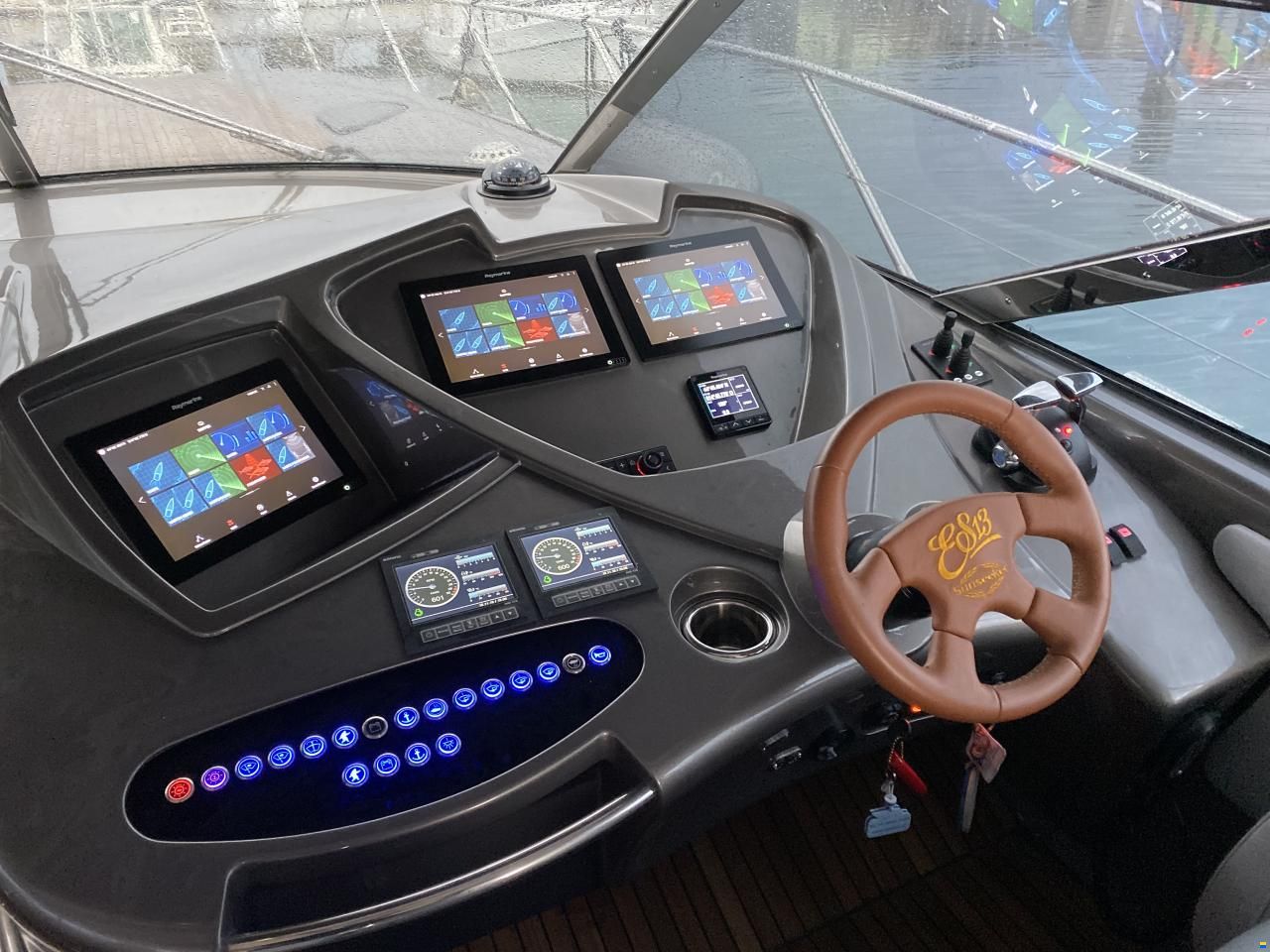 Sunseeker Predator 60