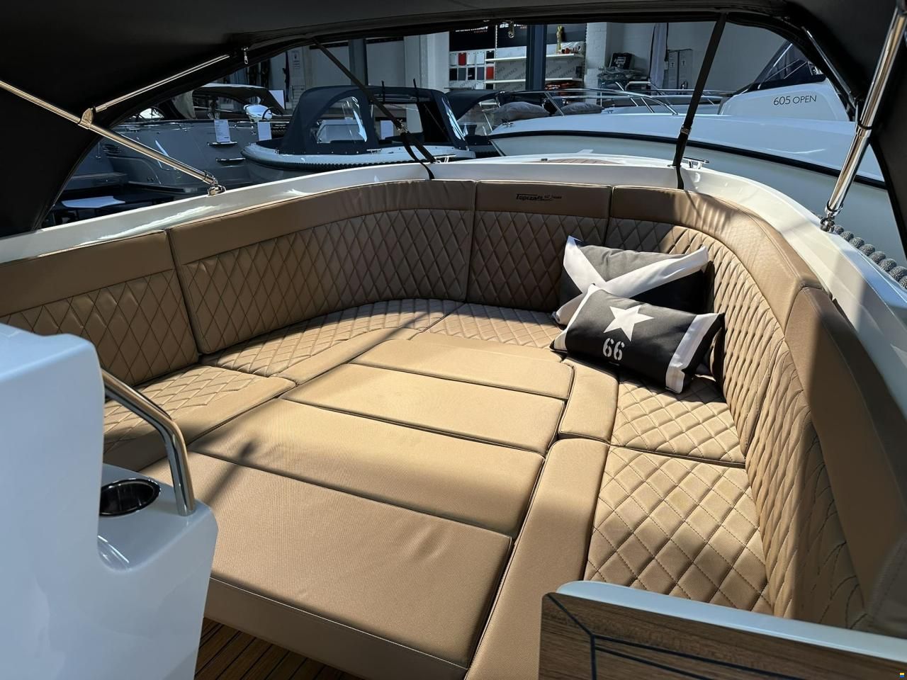 Topcraft 627 Tender