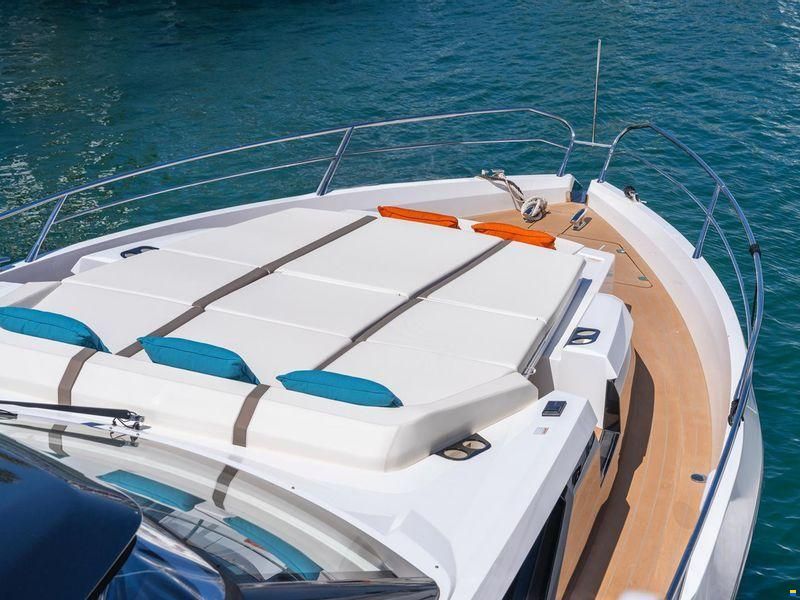 Sunseeker Superhawk 55