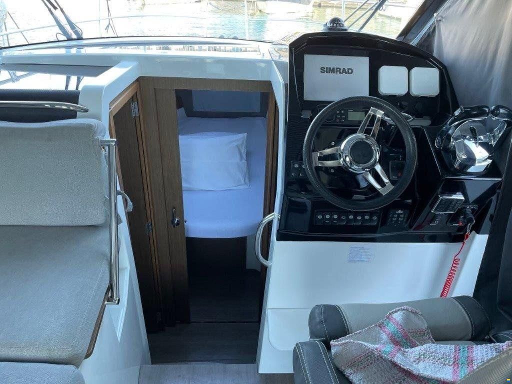 Jeanneau Merry Fisher 895