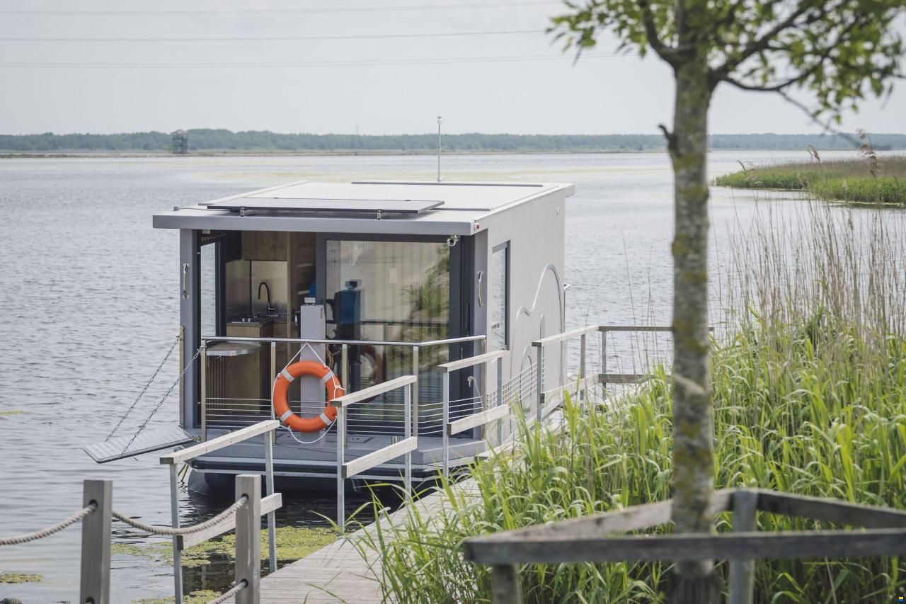 SHB Houseboat GTR 6.3