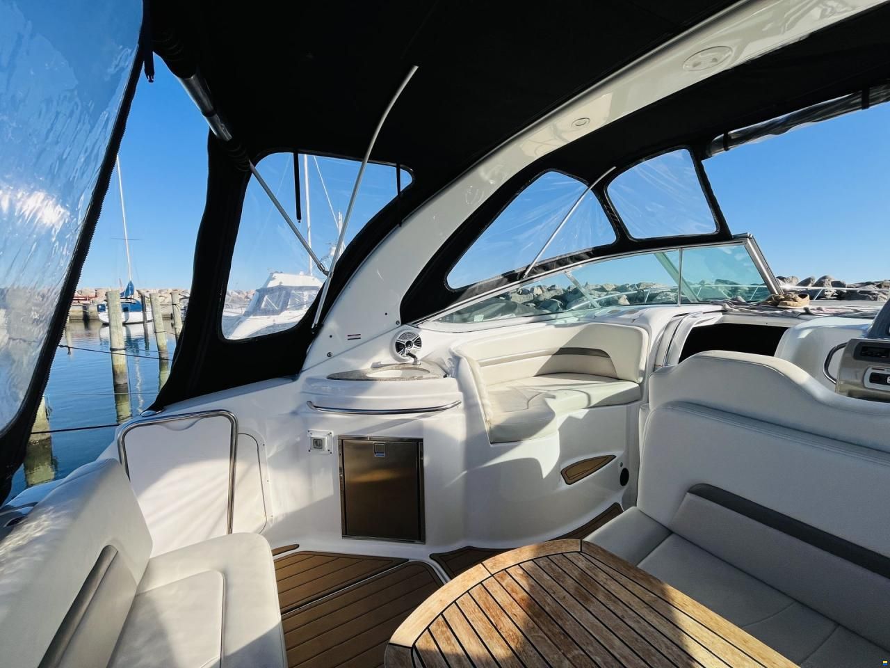Chaparral 290 Signature