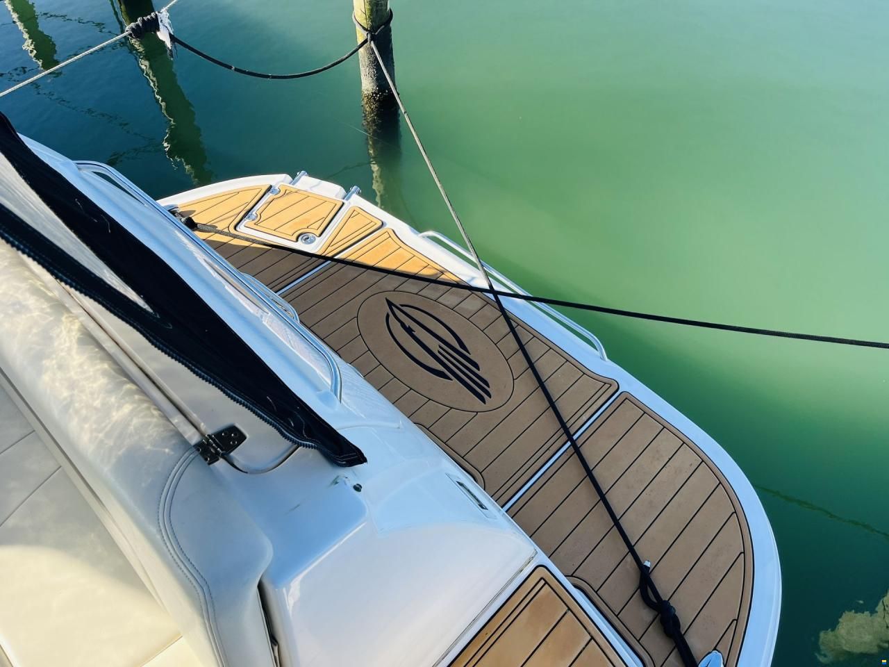 Chaparral 290 Signature