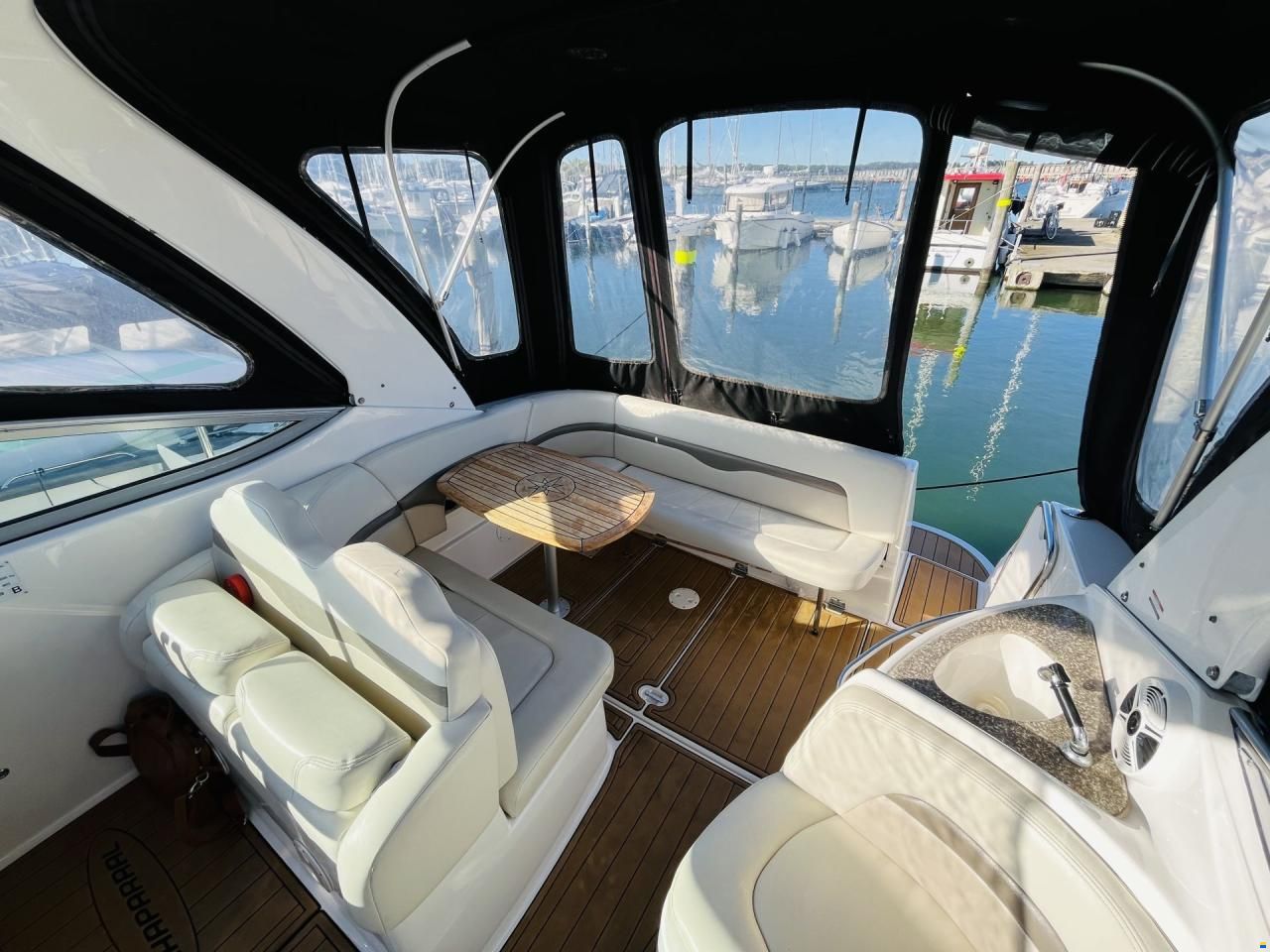 Chaparral 290 Signature