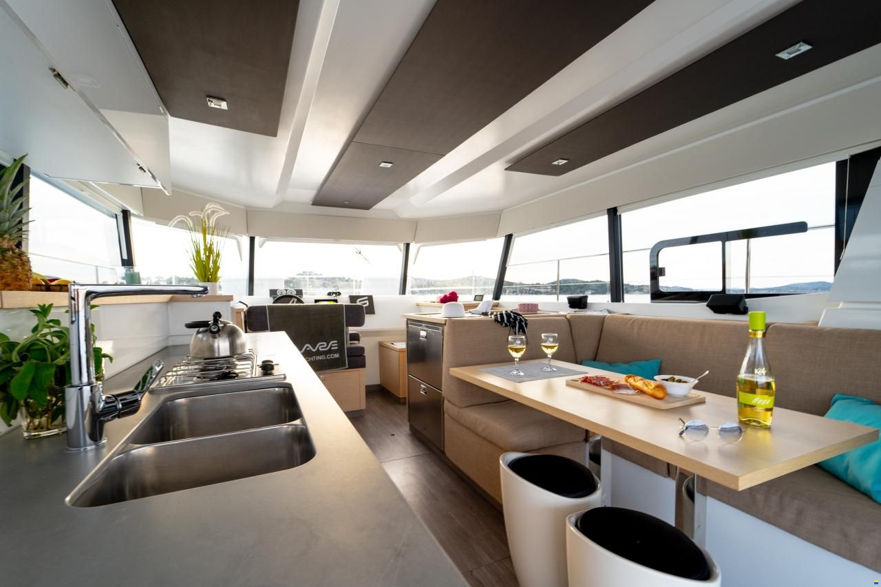 Fountaine Pajot MY 37