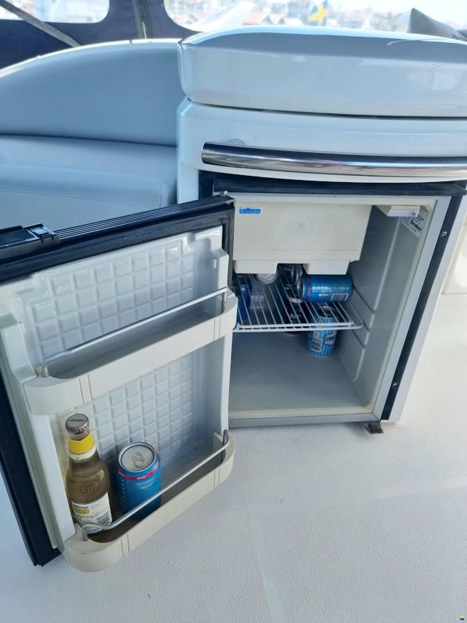 Fairline Phantom 40 Volvo Penta TAMD 63P EC