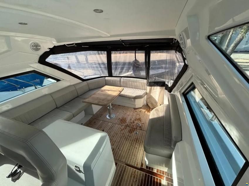 Beneteau GT40