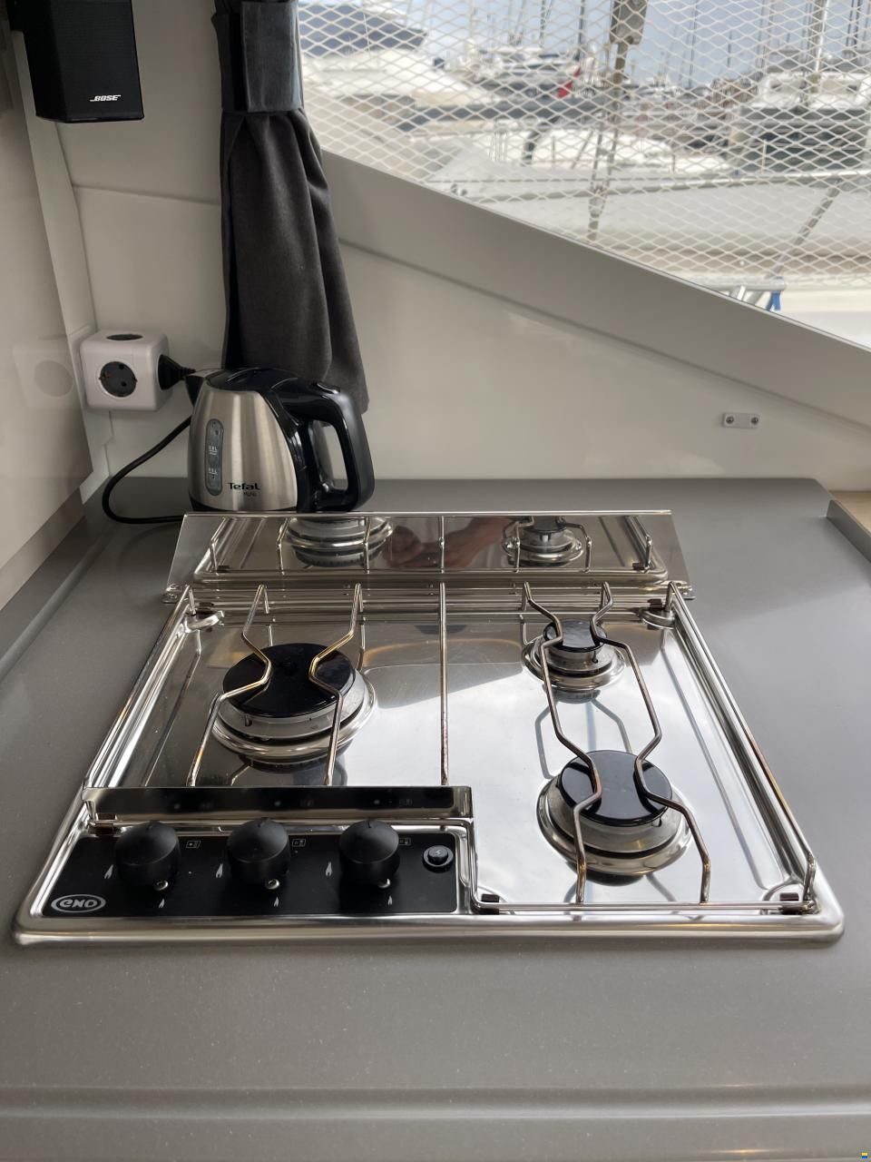 Fountaine Pajot Lucia 40