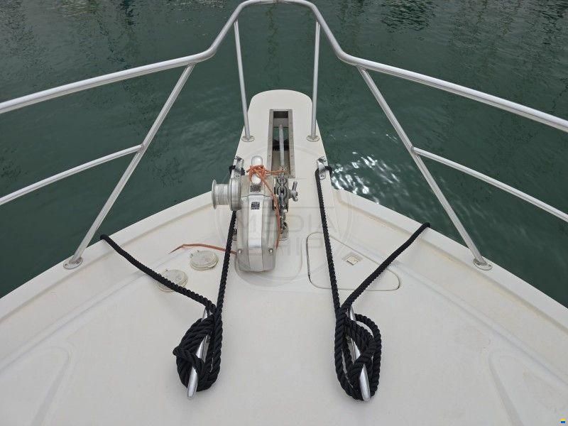 Bertram Yachts Bertram 390 Convertible