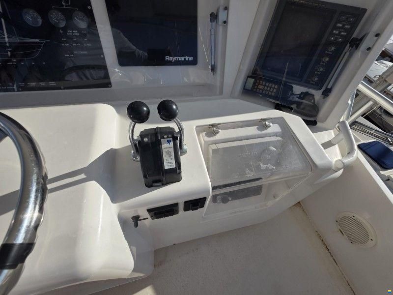 Bertram Yachts Bertram 390 Convertible