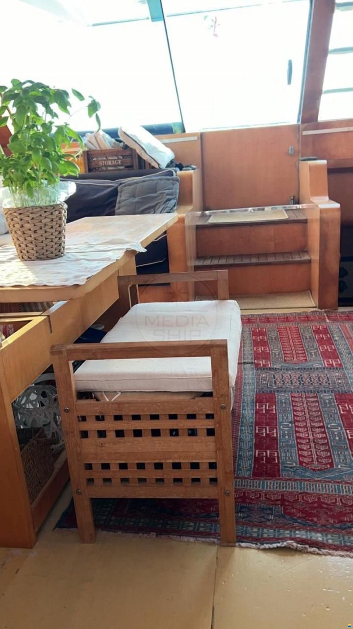 Cantieri di Pisa Akhir 18