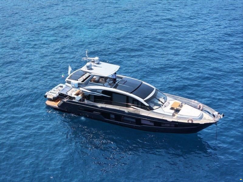 Galeon Yacht Galeon 700 Skydeck