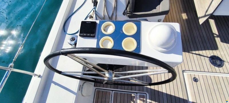 Dufour 530